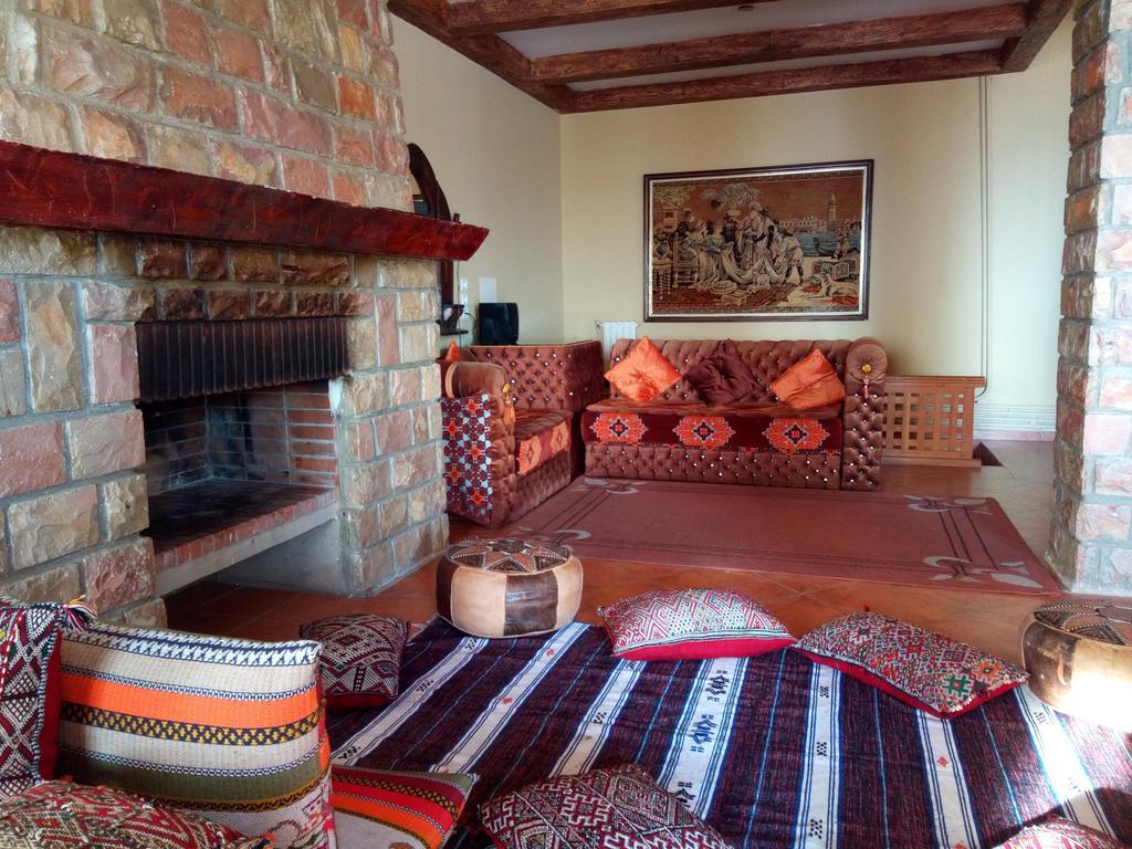 Atlas House Hotel Ifrane Esterno foto